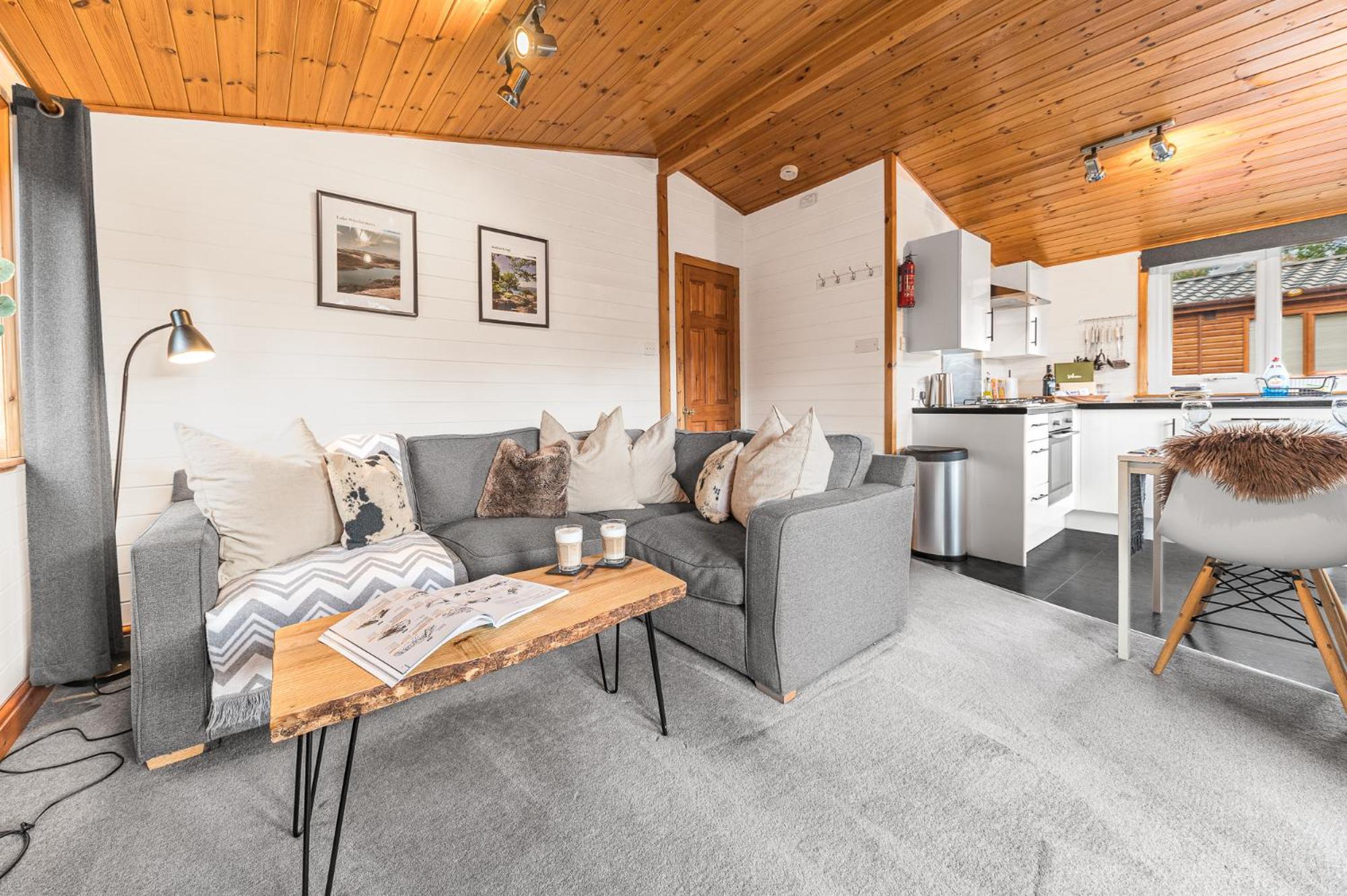 Bowness 45 - 2 Bedroom Lake Windermere Lodge Bagian luar foto